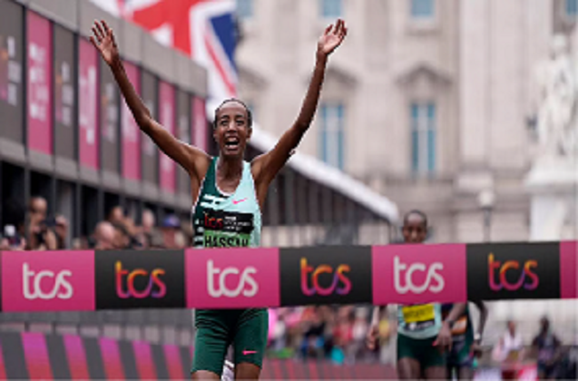 Sifan Hassan wins London Marathon on first attempt despite stopping twice